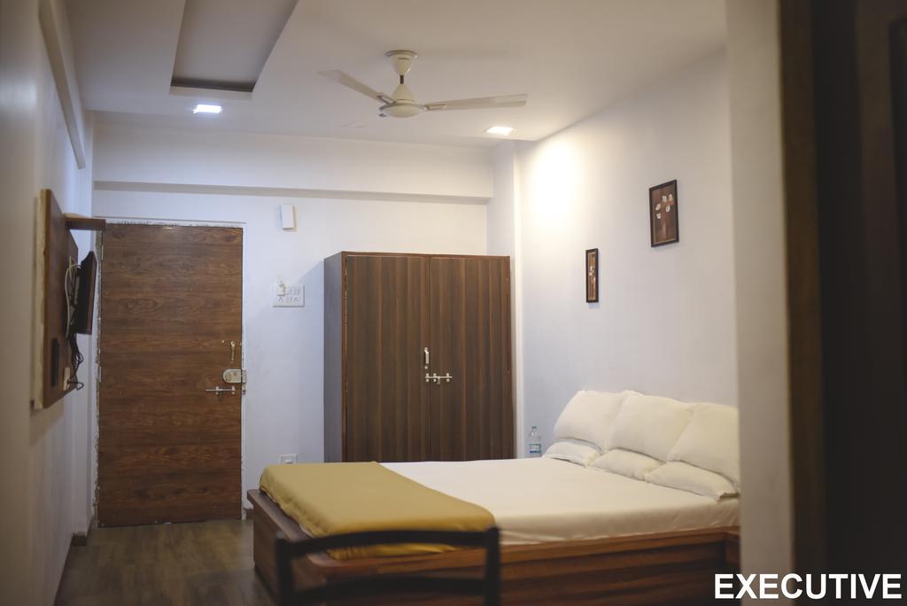 White House Beach Resort Nagaon  Exterior foto