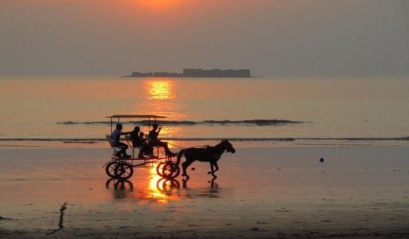 White House Beach Resort Nagaon  Exterior foto